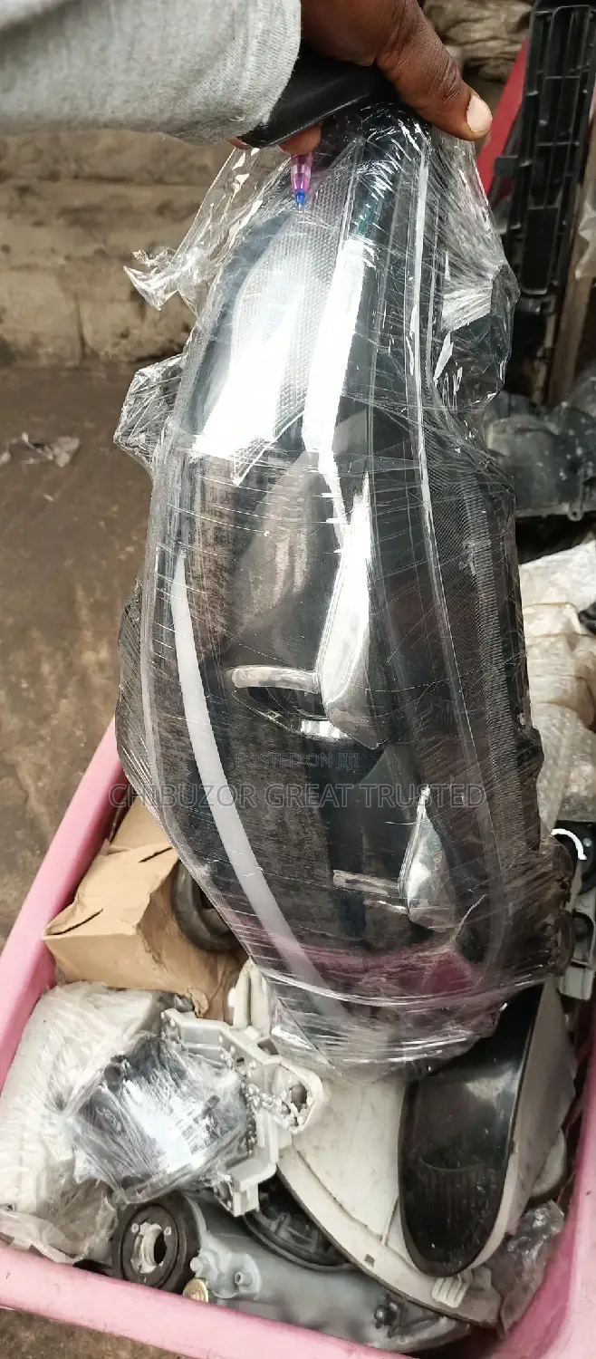 Headlamp for Corolla 2010/2012 Conversion Type