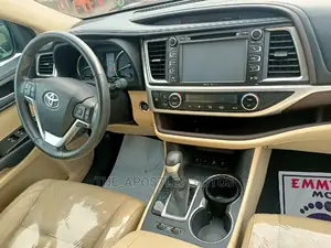 Toyota Highlander 2015 Burgundy
