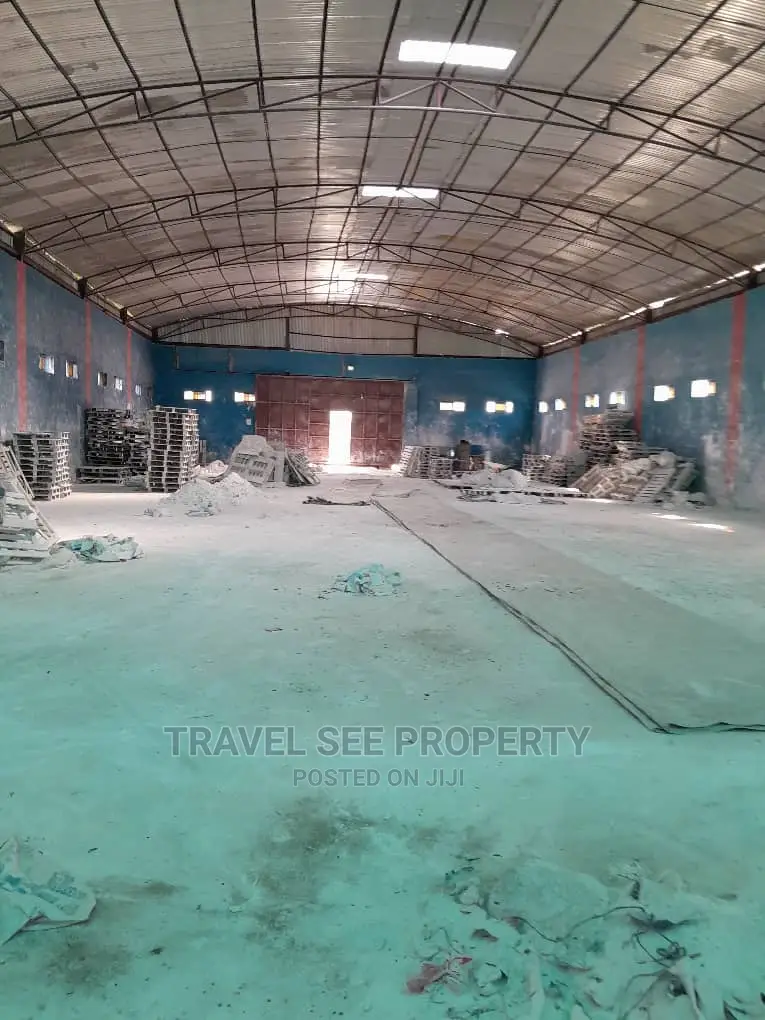 Spacious Warehouse for Renting