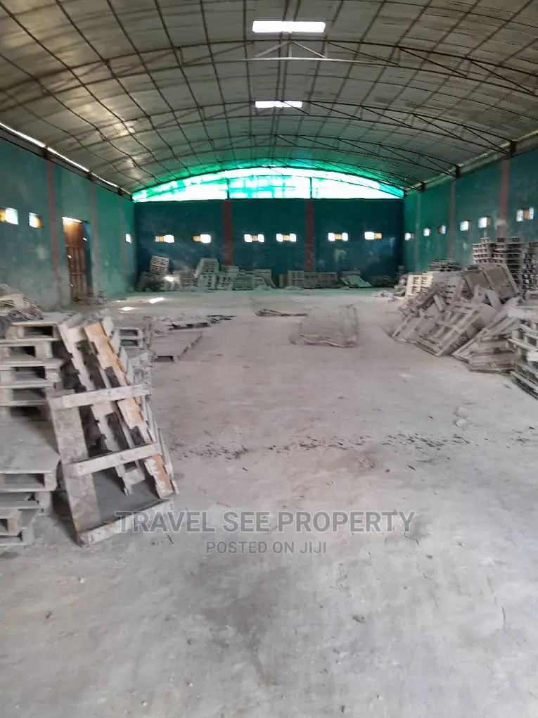 Spacious Warehouse for Renting