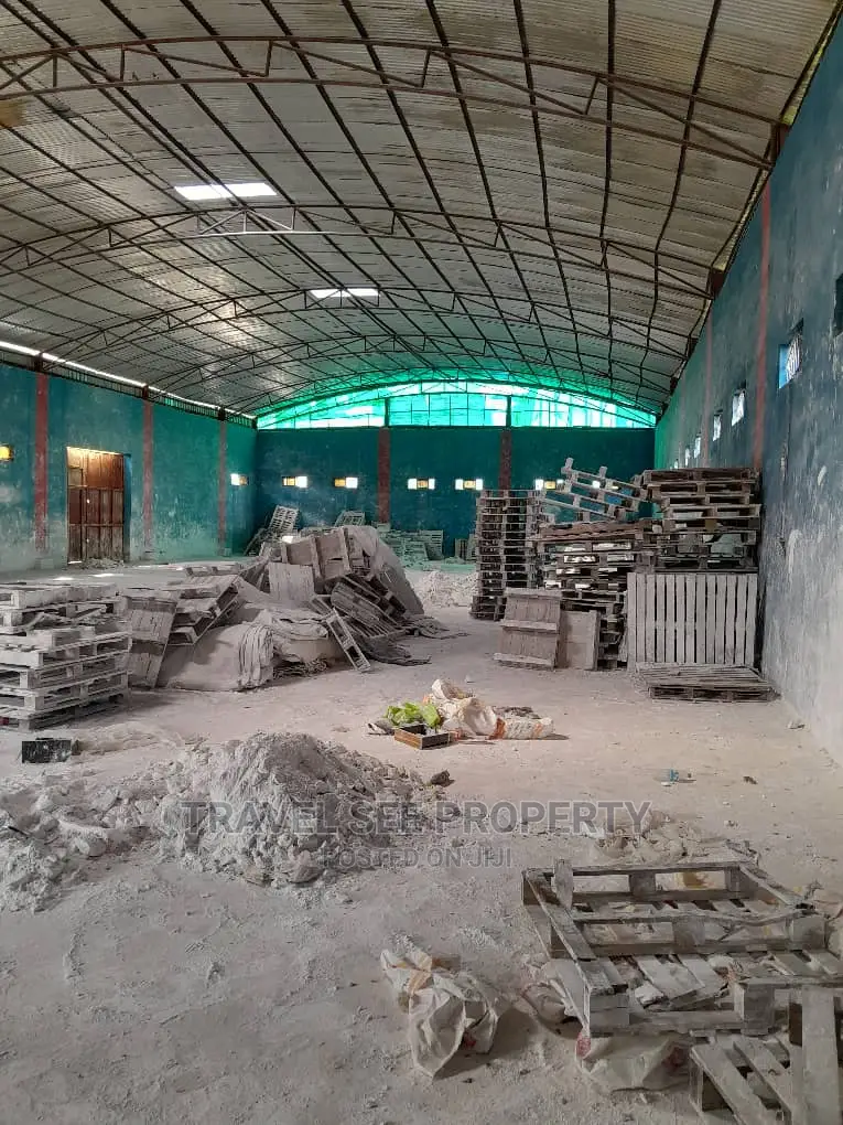 Spacious Warehouse for Renting