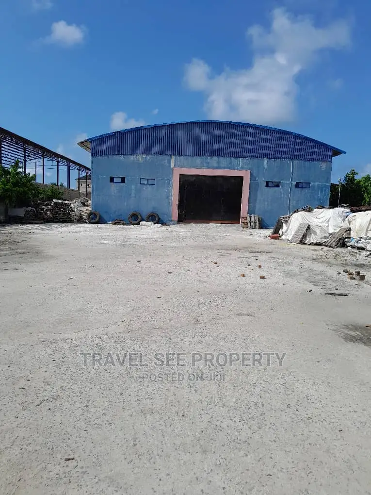 Spacious Warehouse for Renting