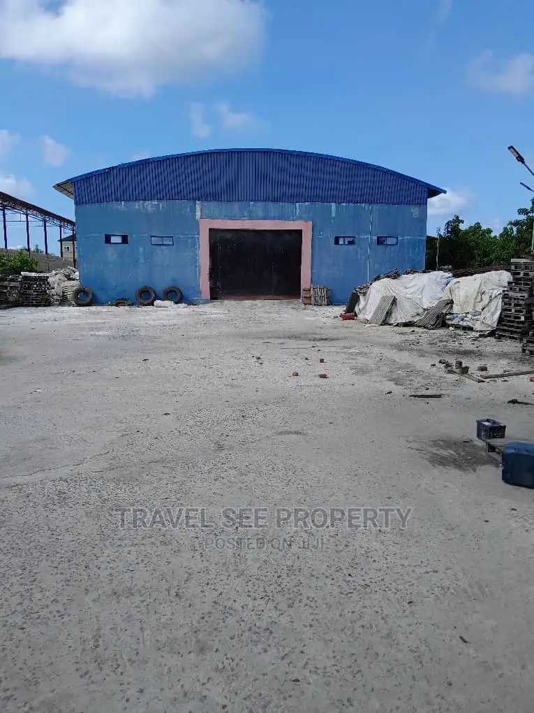 Spacious Warehouse for Renting