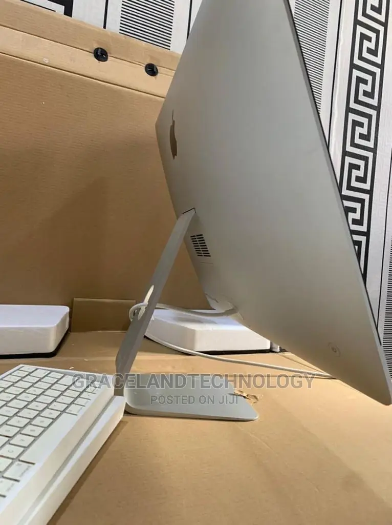 Desktop Computer Apple iMac 32GB Intel Core i5 HDD+SSD 1T
