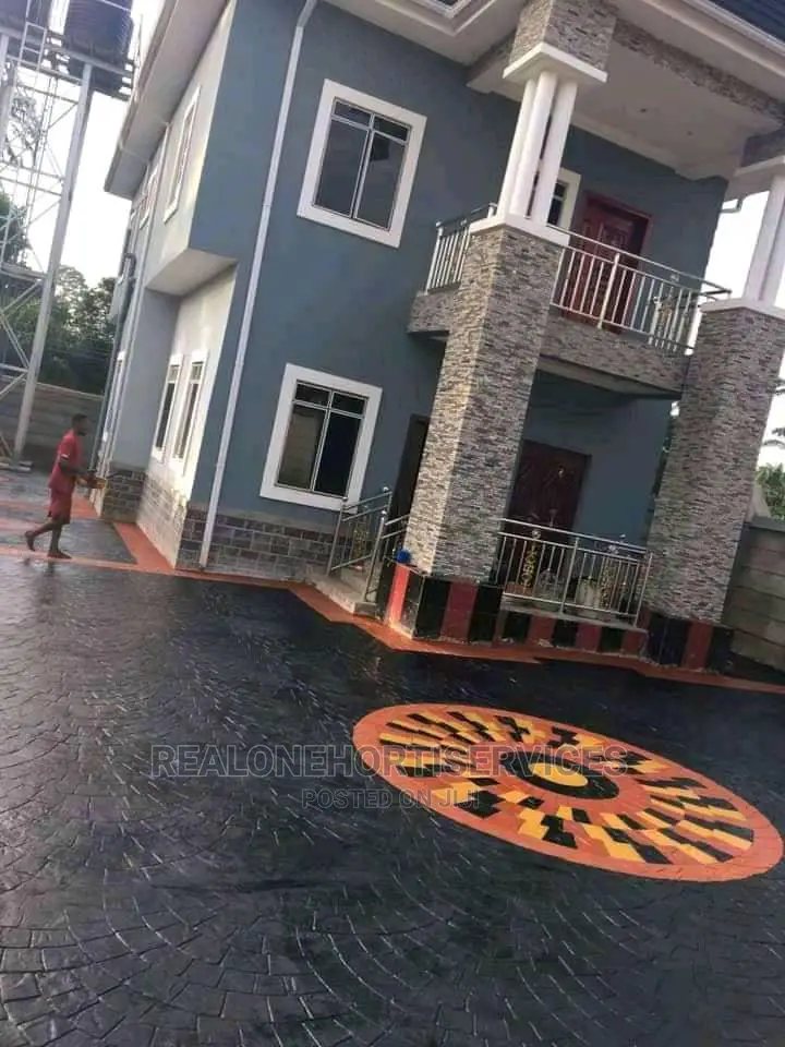 Stamping Floor (Homes, Hotels, Religious Centers
