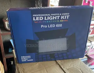LED Video And Photo Led Light Kit With Varicolours