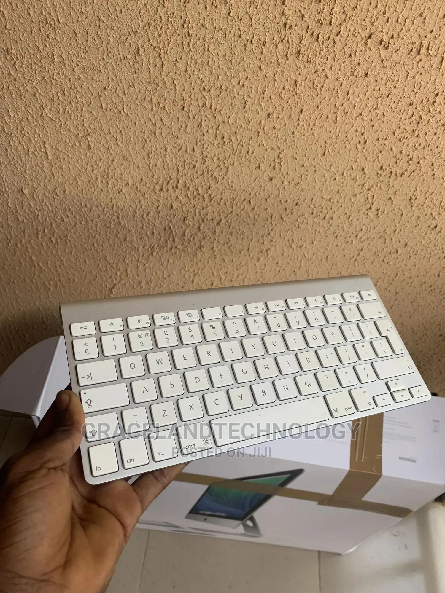Apple Magic Keyboard 1
