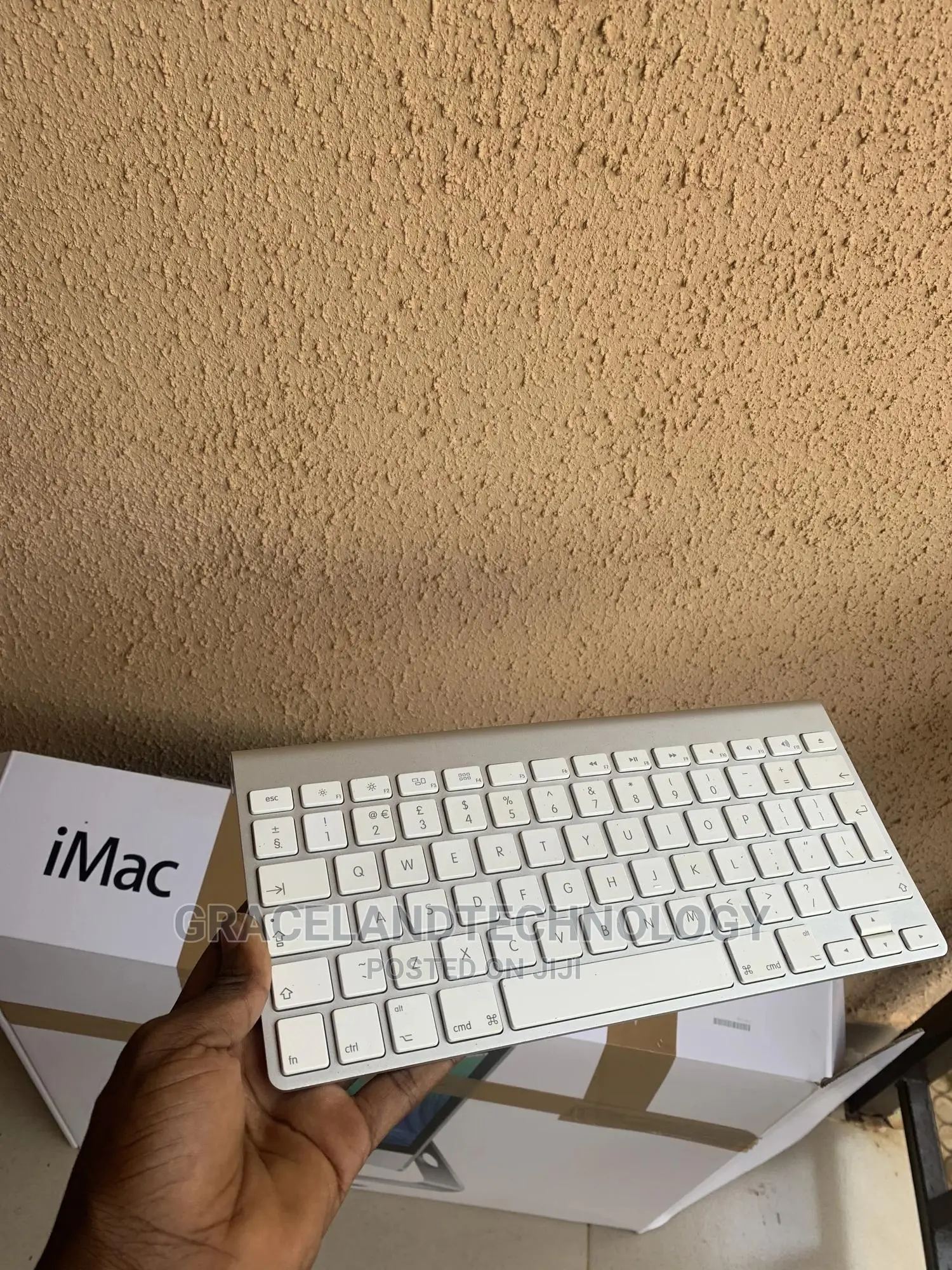 Apple Magic Keyboard 1