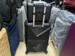 Medium Size Quality Expandable Unbreakable Box With Kit