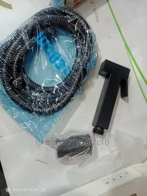 Black Pressing Shower