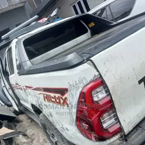 Rolling Boot Cover for Toyota Hilux +*