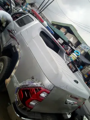 Carry Boy Boot Cover for Toyota Hilux =*