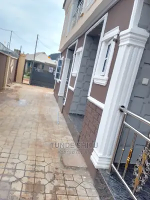 Photo - Furnished 1bdrm Apartment in Oreyo Estate, Ikorodu for rent