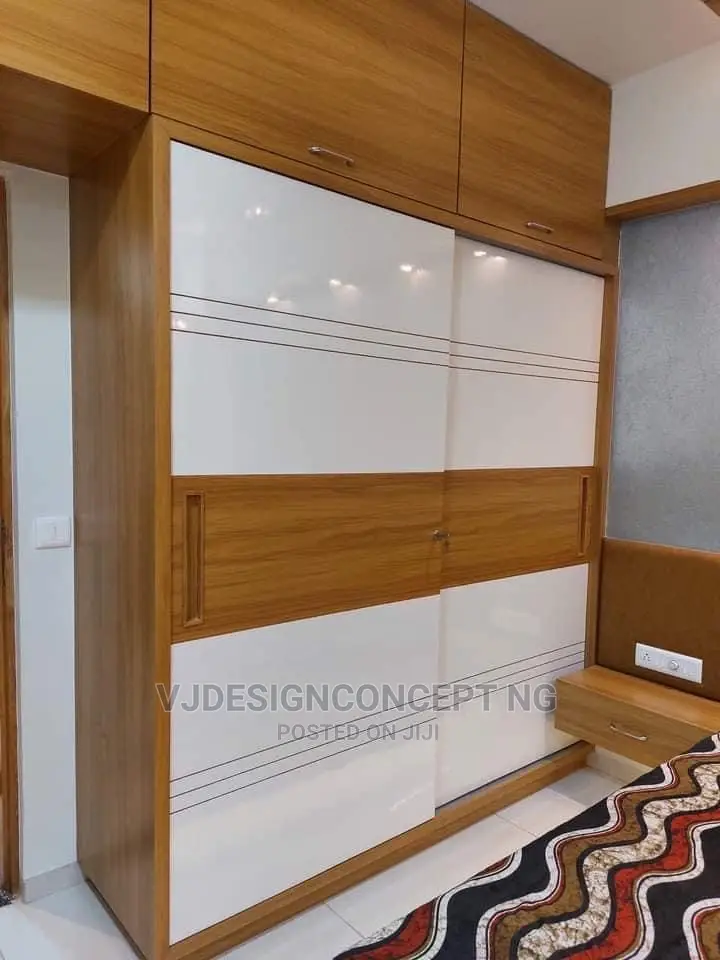 Walk in Closet