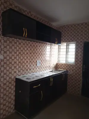 2bdrm Block of Flats in L.T.B Light, Oshimili South for rent
