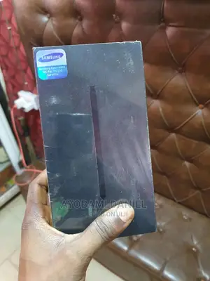 Photo - New Samsung Galaxy Note 9 128 GB Blue