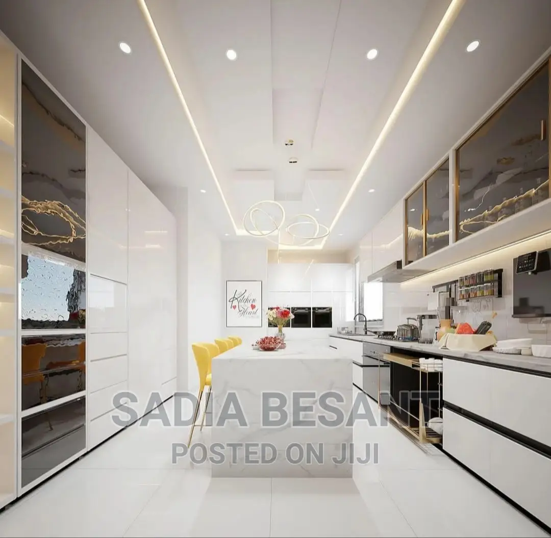 Luxury Kitchen Cabinet With Accessories