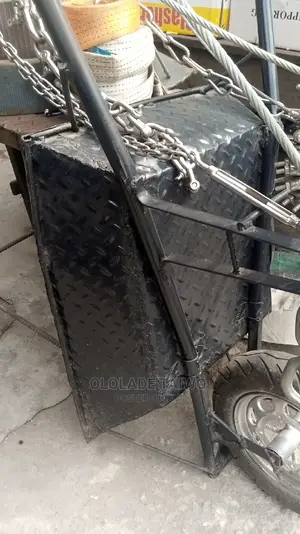 Wheelbarrow