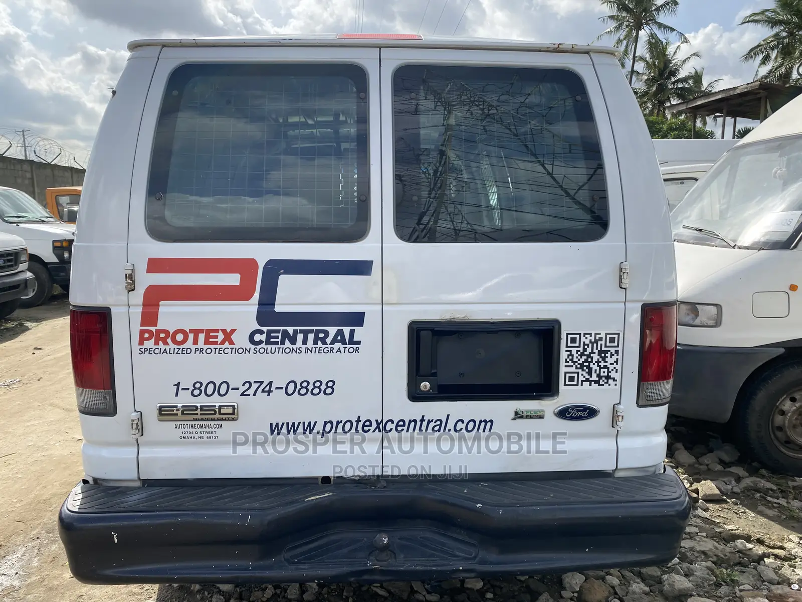 Ford E250 2008 White