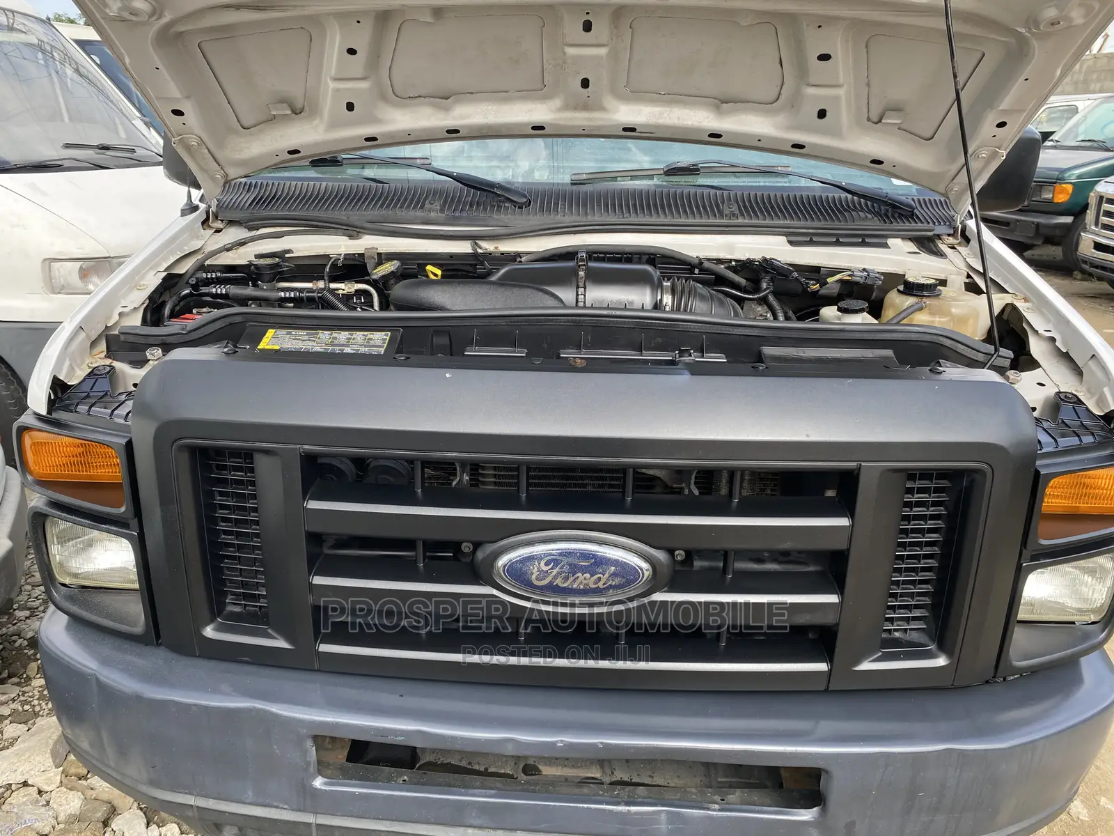 Ford E250 2008 White