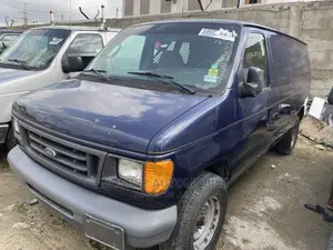 Ford E250 2006 Blue