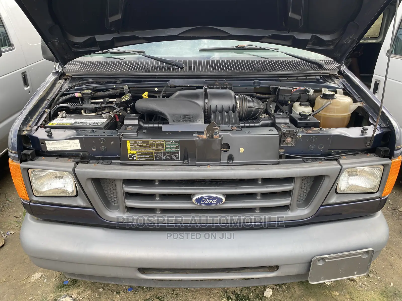 Ford E250 2006 Blue