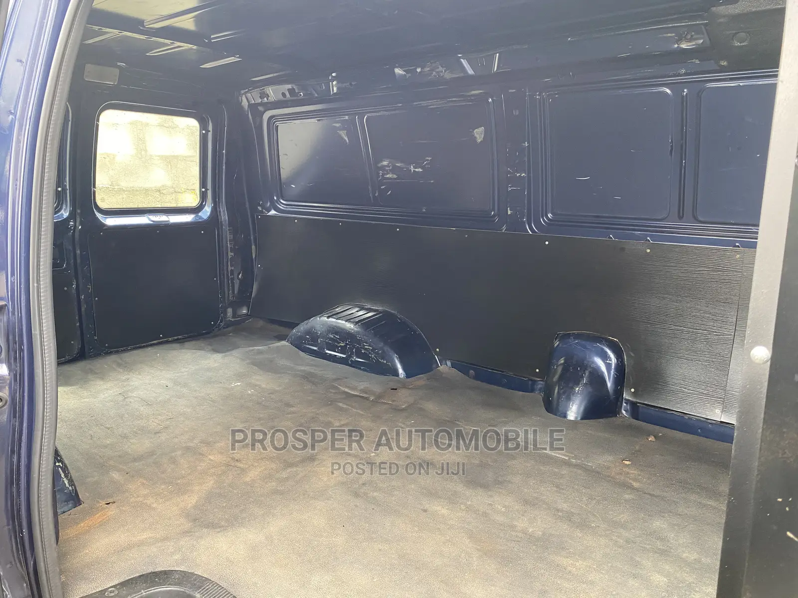 Ford E250 2006 Blue