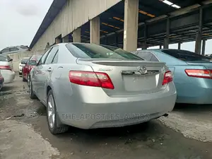Toyota Camry 2009 Silver