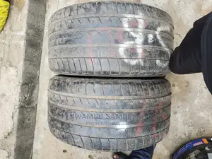 315/35r20 Run on Flat Grade One Tokunbo