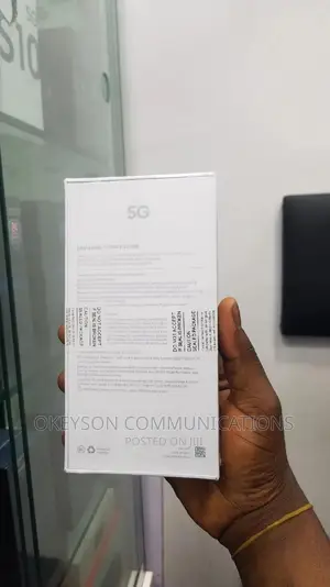 New Samsung Galaxy S10 5G 256 GB Silver