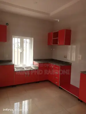 6bdrm Duplex in a Very Secured for Rent
