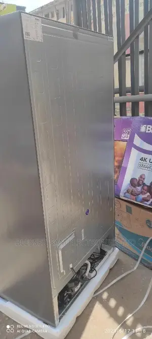 New >Hisense Inverter 529l Said By Said Fridge >Dispenser