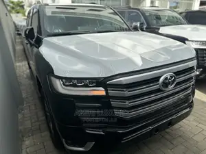 New Toyota Land Cruiser 2022 Black