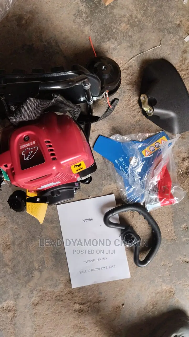 Weeding Machine/Brush Cutter ( 4 Strokes Engine)