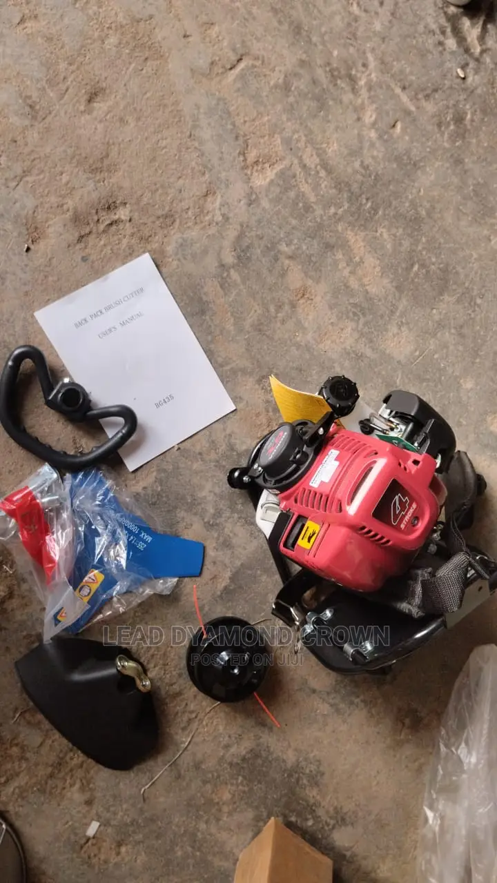 Weeding Machine/Brush Cutter ( 4 Strokes Engine)