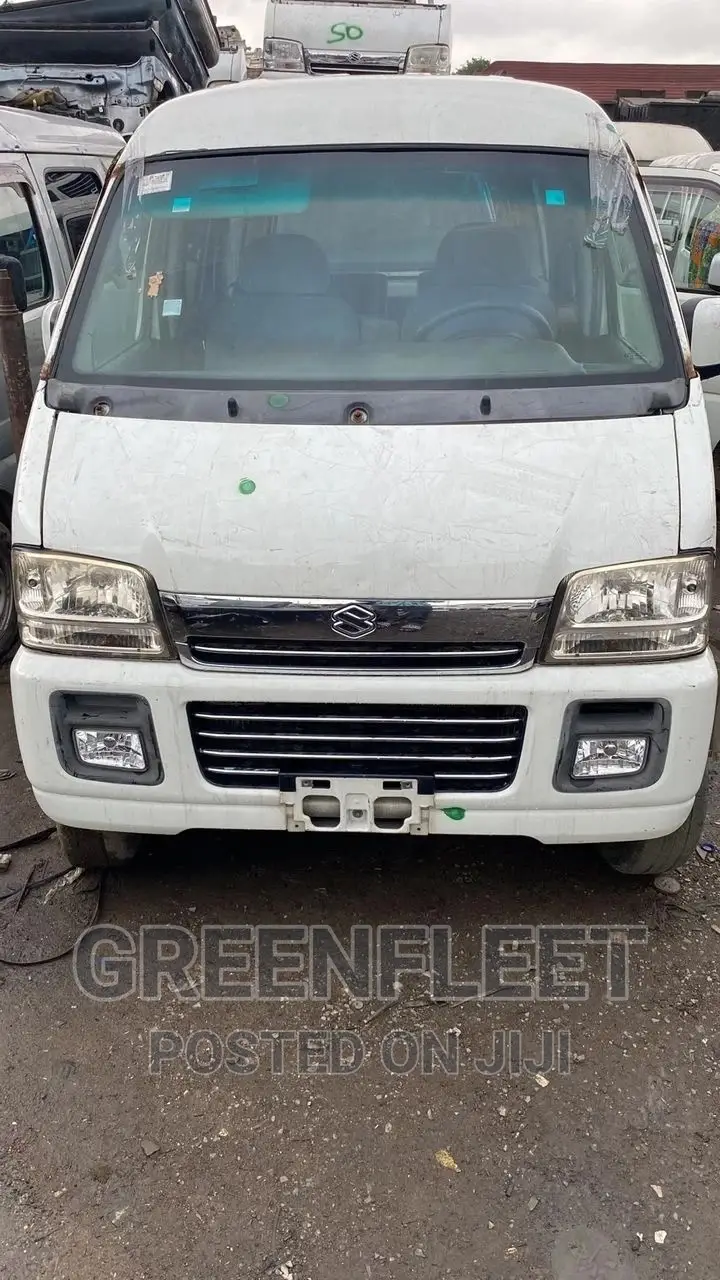Suzuki Every 2010 White
