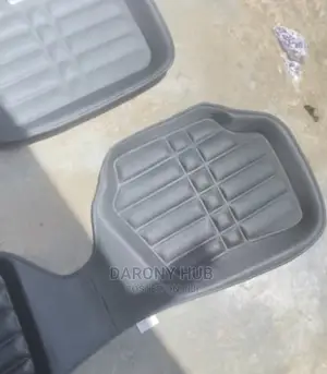 Universal Carfloor Mat
