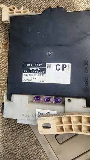 Dashboard Fusebox Highlander 2015