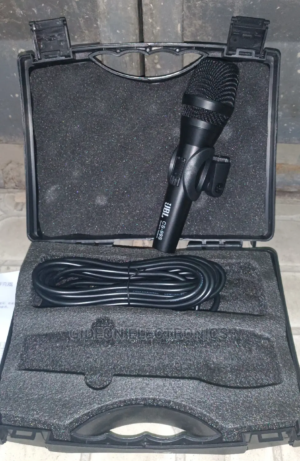 JBL Cord Wired Microphone CS 99S