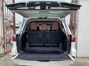 Lexus LX 570 (5 seats) AWD 2018 White