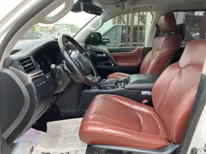 Lexus LX 570 (5 seats) AWD 2018 White