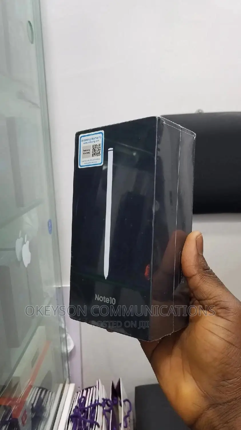 New Samsung Galaxy Note10 256 GB Blue