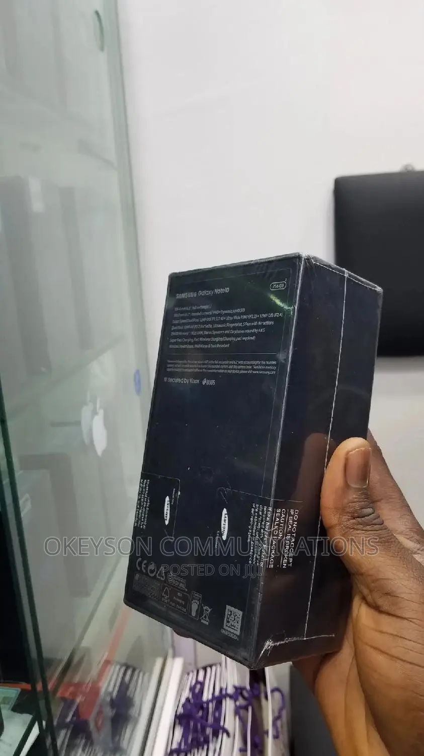 New Samsung Galaxy Note10 256 GB Blue