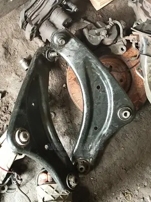 Lower Arm Nissan Juke, Kick and Qashqai 2014