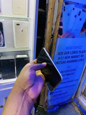 Apple iPhone 11 64 GB White
