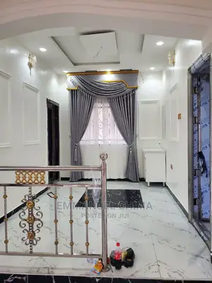 Nice Curtains With Board Design
