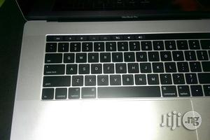 Laptop Apple MacBook Pro 16GB Intel Core I7 SSD 512GB