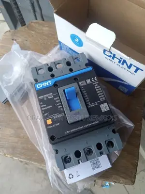Chint McCb