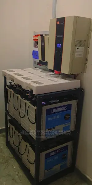 7.5kva and 8 Luminous Battery Installation 550w Solar Panel