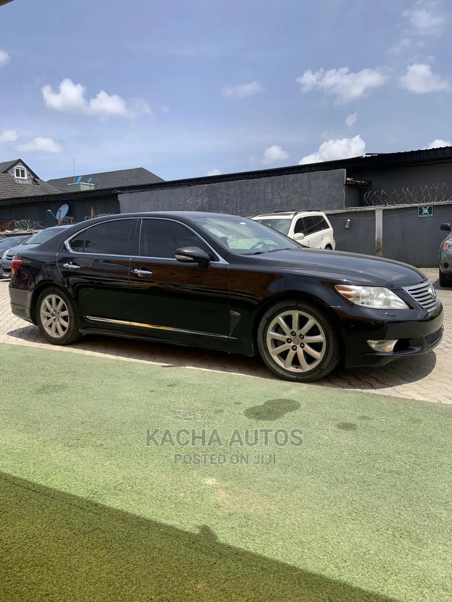 Lexus LS 2011 Black